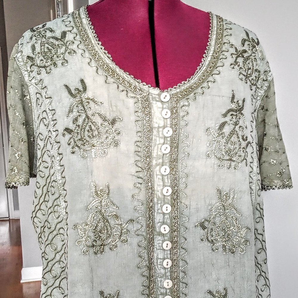 Sol & Mane Green Embroidered Short Sleeve Top